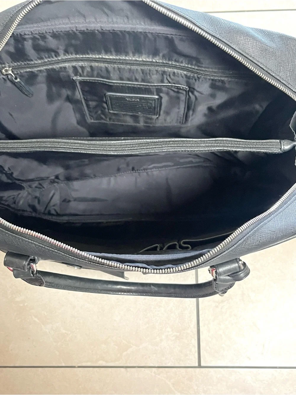 Tumi Black Leather Briefcase Bag (Read First)